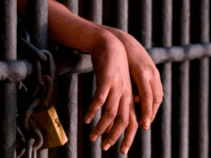 Atraparon a dos adolescentes señalados en un asesinato