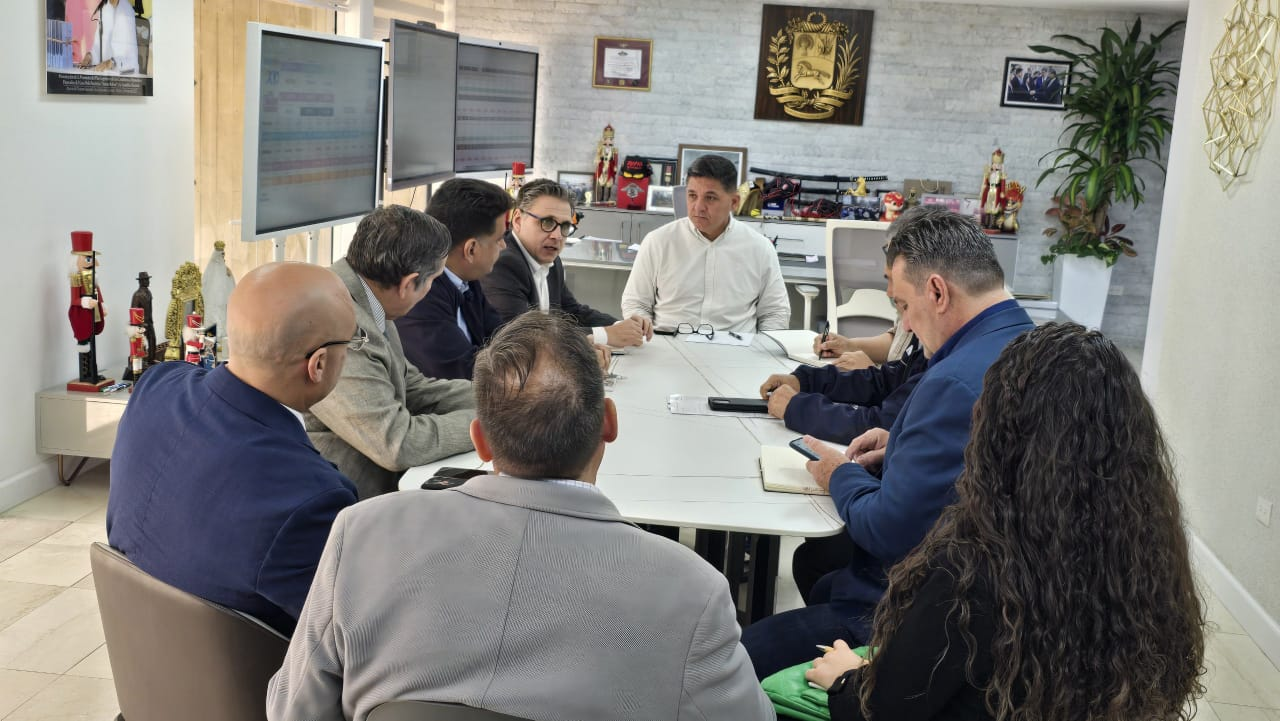 Inician mesas de trabajo con el sector privado para fortalecer el Sistema Eléctrico Nacional