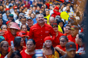Militancia zuliana celebra el 19 aniversario de la creación del PSUV con marcha en Jesús Enrique Lossada