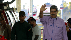 Maduro ratificó llamado a unir los Pueblos y militares del país y Colombia en defensa de la paz