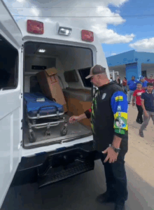 Alcalde Marco Perrotta fortalece la atención primaria con entrega de ambulancia al Ambulatorio Las Piedras