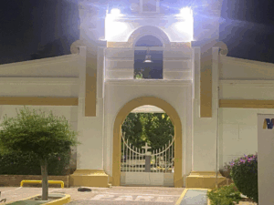 Alcaldía de Maracaibo instala luminarias en Cementerio San José