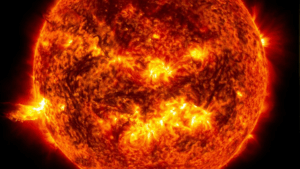 Una tormenta geomagnética activa alertas tras una potente erupción solar identificada por la NASA