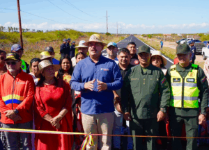 Junto al Presidente Nicolás Maduro: Gobernador Luis Caldera inaugura rehabilitación vial de la Troncal del Caribe en la Guajira