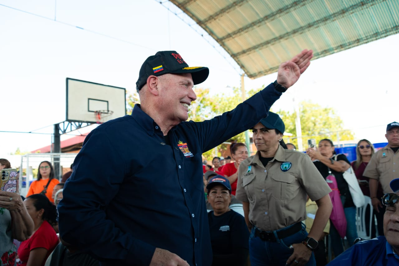 Alcalde Di Martino: “Nuestro objetivo es responder al 100% de las solicitudes realizadas por las comunidades en el 1x10 del Buen Gobierno”