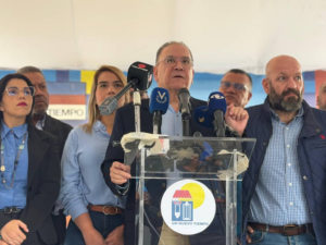 Luis Emilio Rondón: “Es urgente reconstrucción y reinstitucionalizacion de Venezuela”