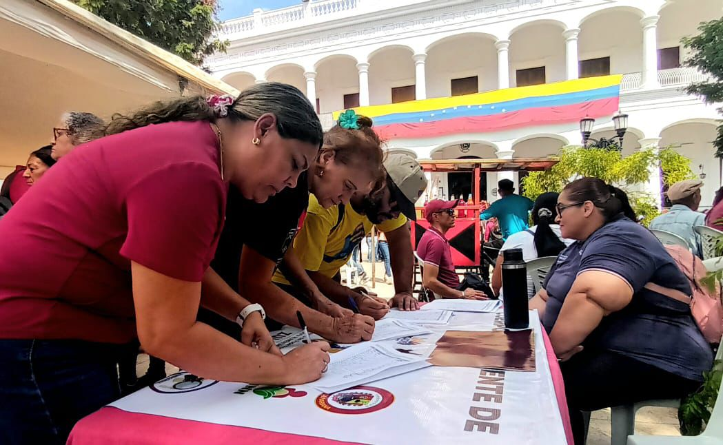Pueblo zuliano cumple seis días de vigilia en asambleas antiimperialistas por la libertad del presidente Maduro