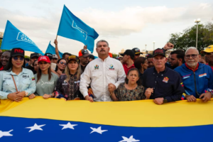 Alcalde Di Martino: "El pueblo en un clamor a La Chinita pide liberación del presidente y la primera combatiente"
