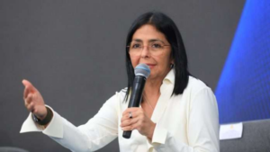 Presidenta encargada Delcy Rodríguez sostiene conversaciones con Lula, Petro y Sánchez