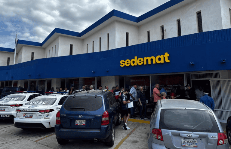 ¡Exitosa jornada especial! Más de mil personas cumplieron con el pago de impuestos municipales