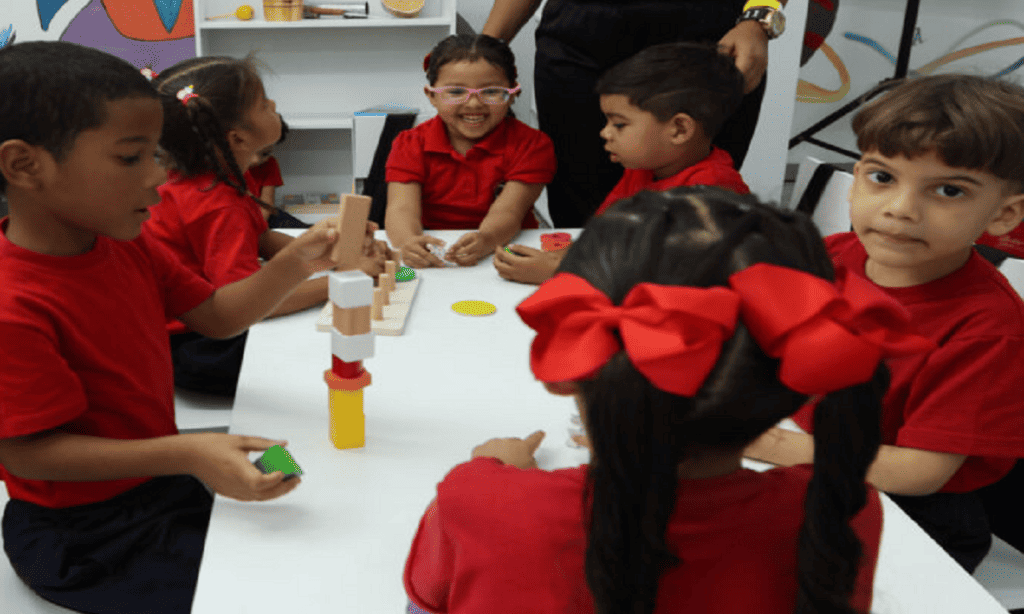 Más de 6 millones de estudiantes inician segundo período escolar 2025-2026