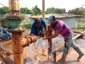 Aguas Machiques avanza en la reparación de tubería de agua potable en el caserío Los Chchies