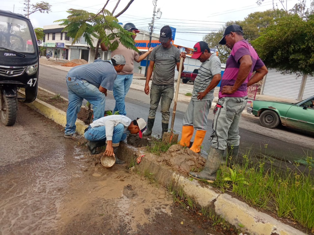 Aguas Machiques supervisa bote de aguas blancas en el Corredor Vial Virgen del Carmen