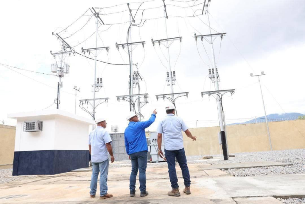 Trabajadores de CORPOELEC recuperan en tiempo récord subestación destruida tras ataques de EEUU