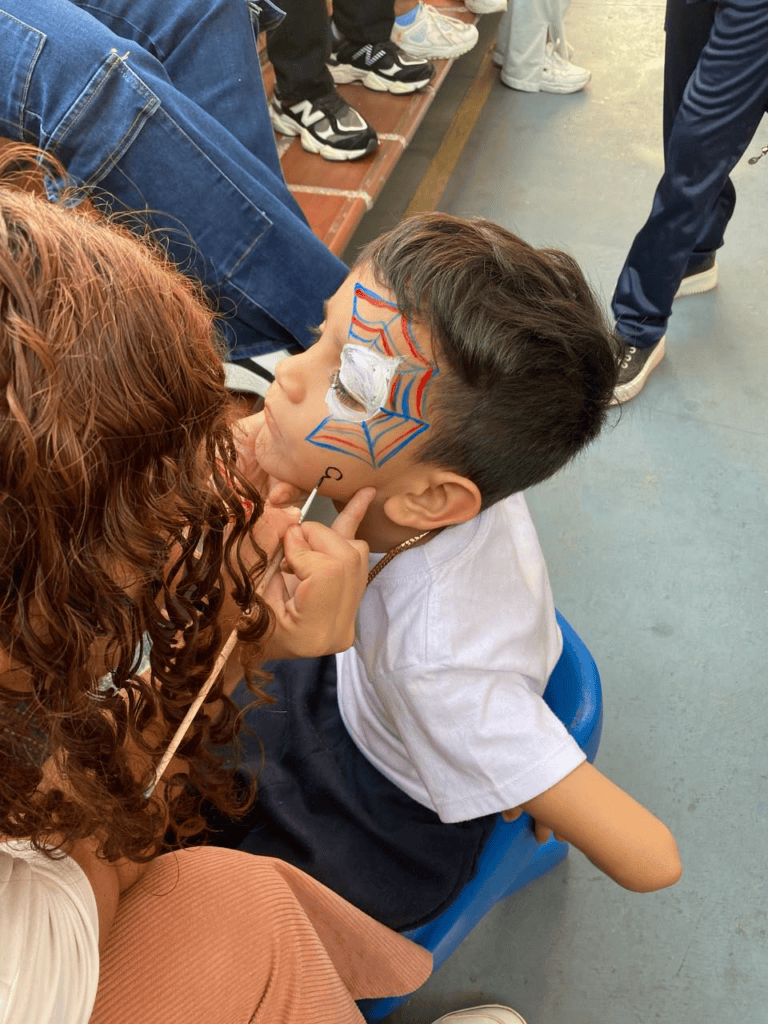 Instituto Municipal de la Juventud y Fundación Niños del Sol realizaron jornada social en parroquia Bolívar