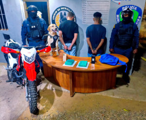 Polimaracaibo aprehendió a dos ciudadanos con presunta droga en la Av. 16 Guajira