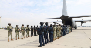 México envía a Estados Unidos a 37 criminales en un nuevo operativo de extradición