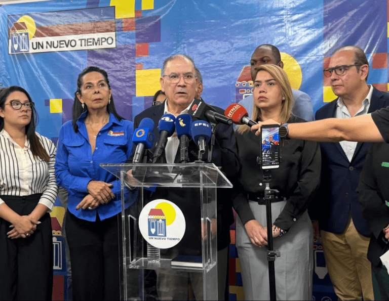 UNT propone modelo petrolero de “apertura competitiva” ante la reforma de la Ley de Hidrocarburos  