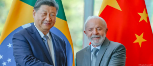 Xi pide a Lula que defiendan el "rol central" de la ONU