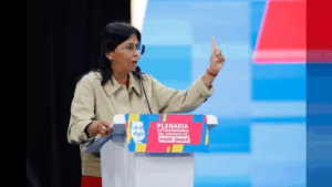 Delcy Rodríguez llama al Pueblo a defender la Patria ante ataque militar de EEUU: ¡Más nunca seremos esclavos!