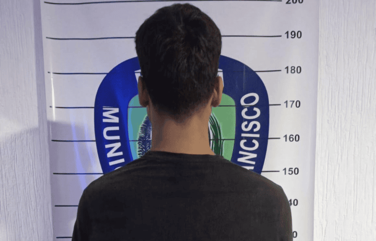 Aprehendido joven por resistirse a la autoridad y agredir a un oficial de Polisur