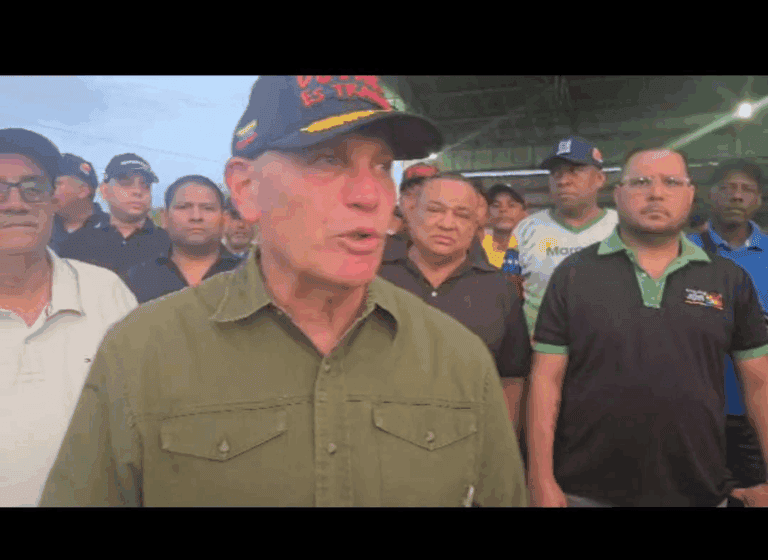 Alcalde Di Martino: "En Maracaibo seguimos leales a la revolución en paz y con trabajo normal"