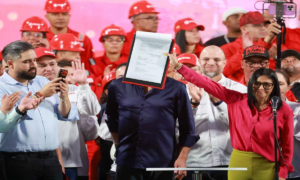 Delcy Rodríguez: Ley de Hidrocarburos es el primer paso para mostrar que una Venezuela unida es posible