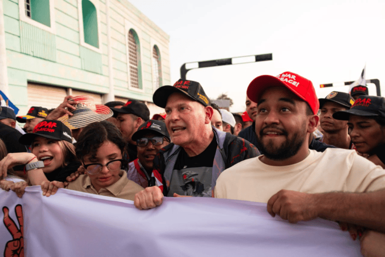 Di Martino: “No tenemos bombas nucleares nuestras armas son la juventud con el ADN patriota”
