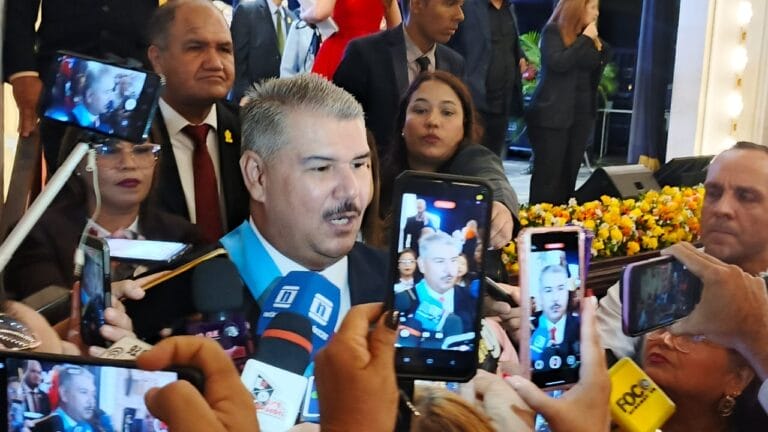 Gobernador Luis Caldera presenta Informe de Gestión 2025