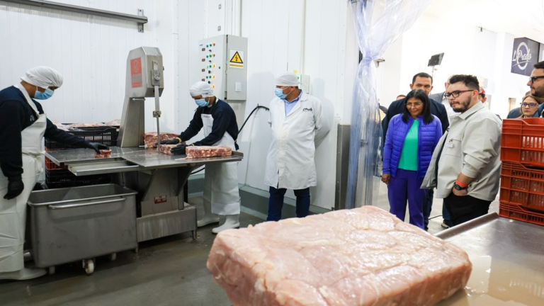 ¡Por la Plataforma Patria! Anuncian encuesta para trabajadores para consultar nuevo modelo laboral