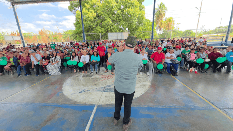 Mara impulsa la producción agrícola con la acreditación de 208 consejos campesinos en la parroquia La Sierrita