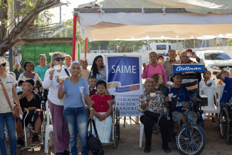 Más de 3.100 cedulados en las jornadas de la Alcaldía de Maracaibo