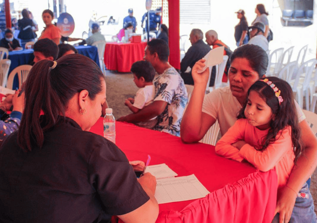 ¡Alcaldía Bolivariana de Maracaibo! Más de 500 marabinos recibieron atención médica en Parroquia Manuel Dagnino