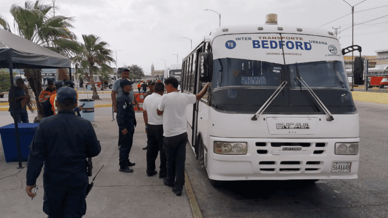 ¡En asueto de carnaval! 500 unidades activas para 39 destinos en el Terminal de Pasajeros de Maracaibo
