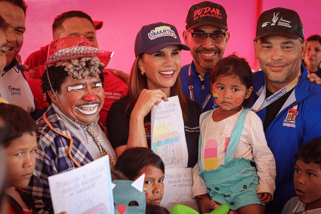 ¡Gracias a la VenApp del 1x10 del Buen Gobierno! Alcaldía entrega 150 ayudas humanas en Jornada integral en San Isidro