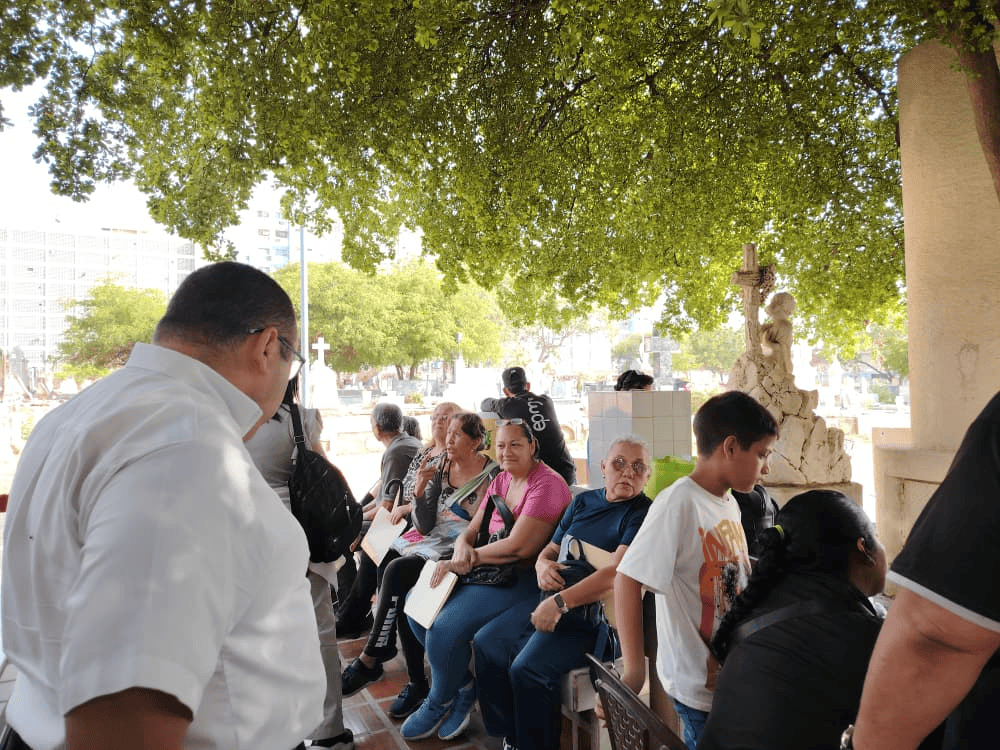 Cementerio El Cuadrado continúa con la jornada de regularización de propiedad