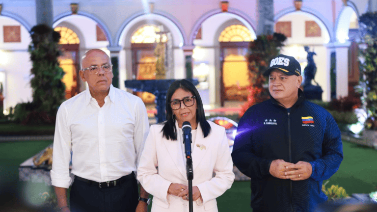 Presidenta encargada de Venezuela anuncia "Diplomacia de Paz" con Estados Unidos