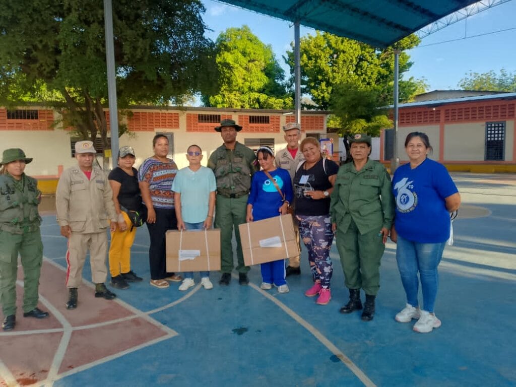 ¡Primera Consulta Popular Nacional 2026! Instalación de mesas en los centros de votación en Maracaibo fue un éxito
