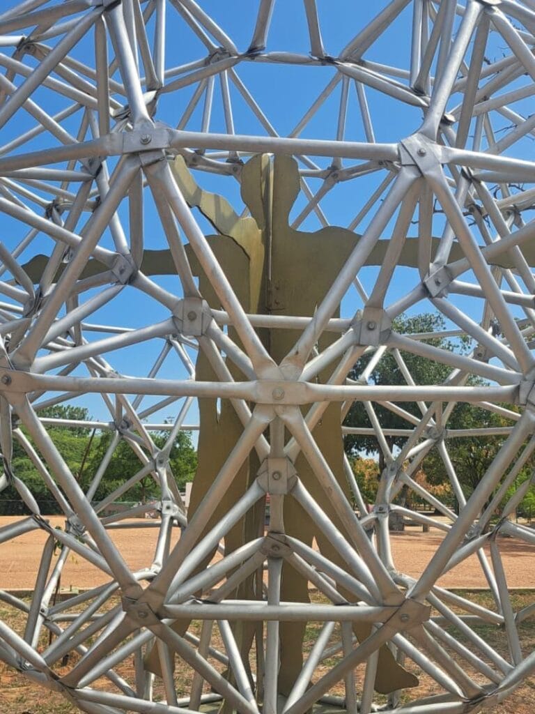 Alcaldía de Maracaibo reubica escultura