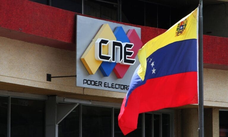 CNE registró alta participación en la Consulta Popular Nacional