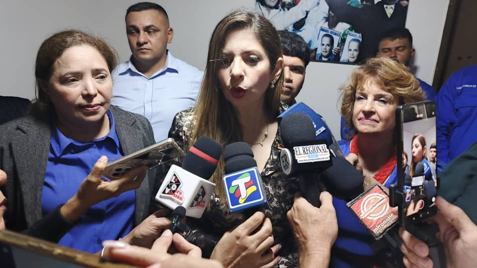 “Venezuela tiene que declararse en emergencia económica para mejorar los salarios de la gente”