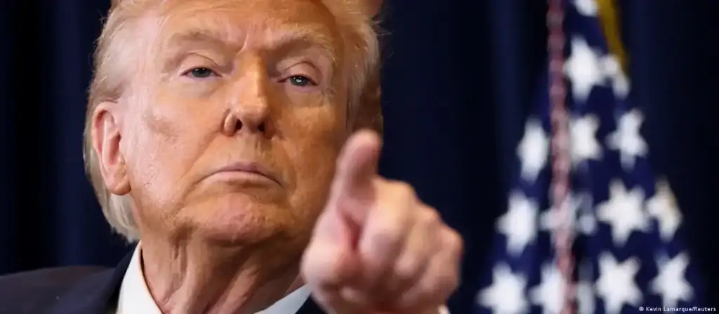 Trump promete que pronto habrá "seguridad" en el estrecho de Ormuz