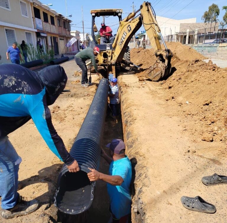 Alcaldía de Maracaibo ha sustituido más de 1.300 metros lineales de colectores en San Jacinto