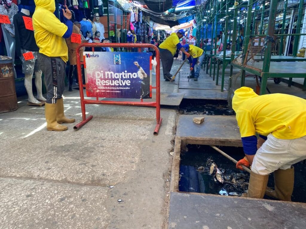 Alcaldía extrajo dos toneladas de desechos de los drenajes del Callejón de Los Pobres