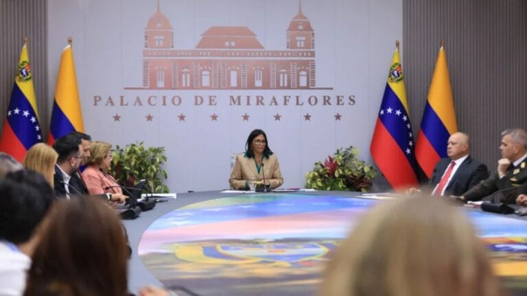 Delcy Rodríguez lanza ruta de la «Campaña Admirable» entre Colombia y Venezuela