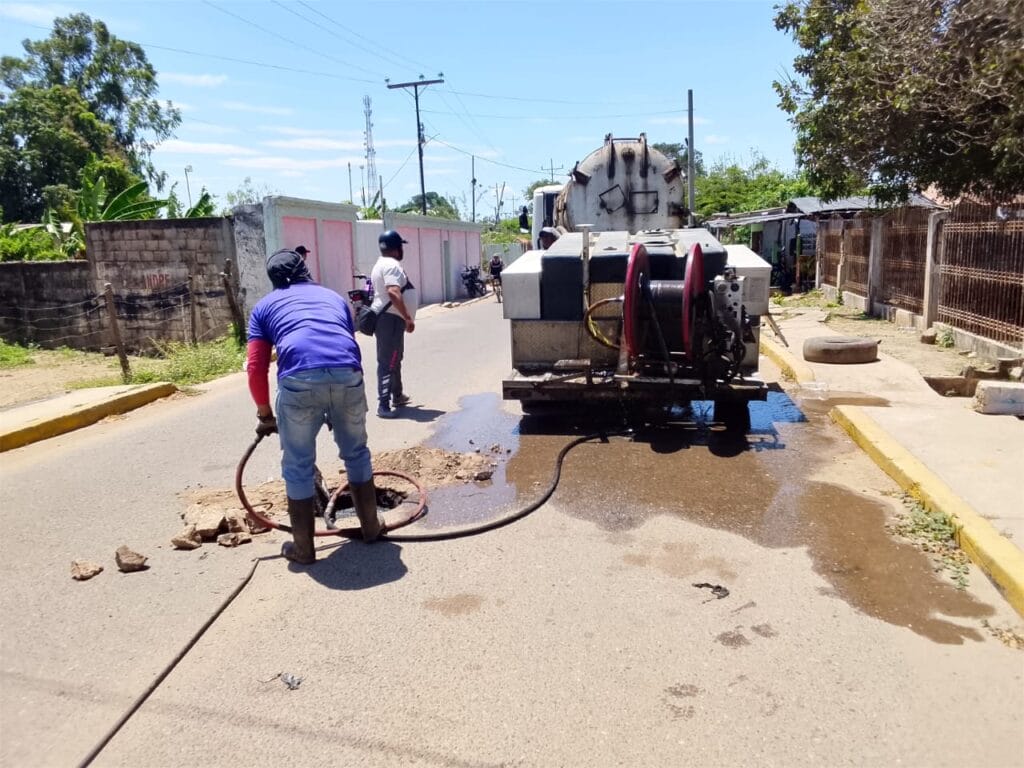 Plan de Atención a las Aguas Servidas avanza en Mara con trabajos en Carrasquero y San Rafael de El Moján