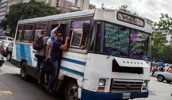 Se establece la tarifa del pasaje urbano