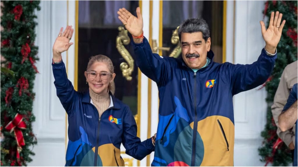 Washington revoca licencia para financiar la representación legal de Maduro y Cilia