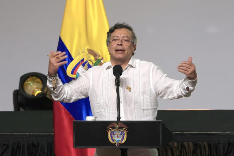 Gustavo Petro: "Nunca en mi vida he hablado con un narcotraficante"