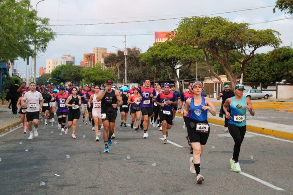Marabinos y marabinas participaron activamente en la Ciclovía